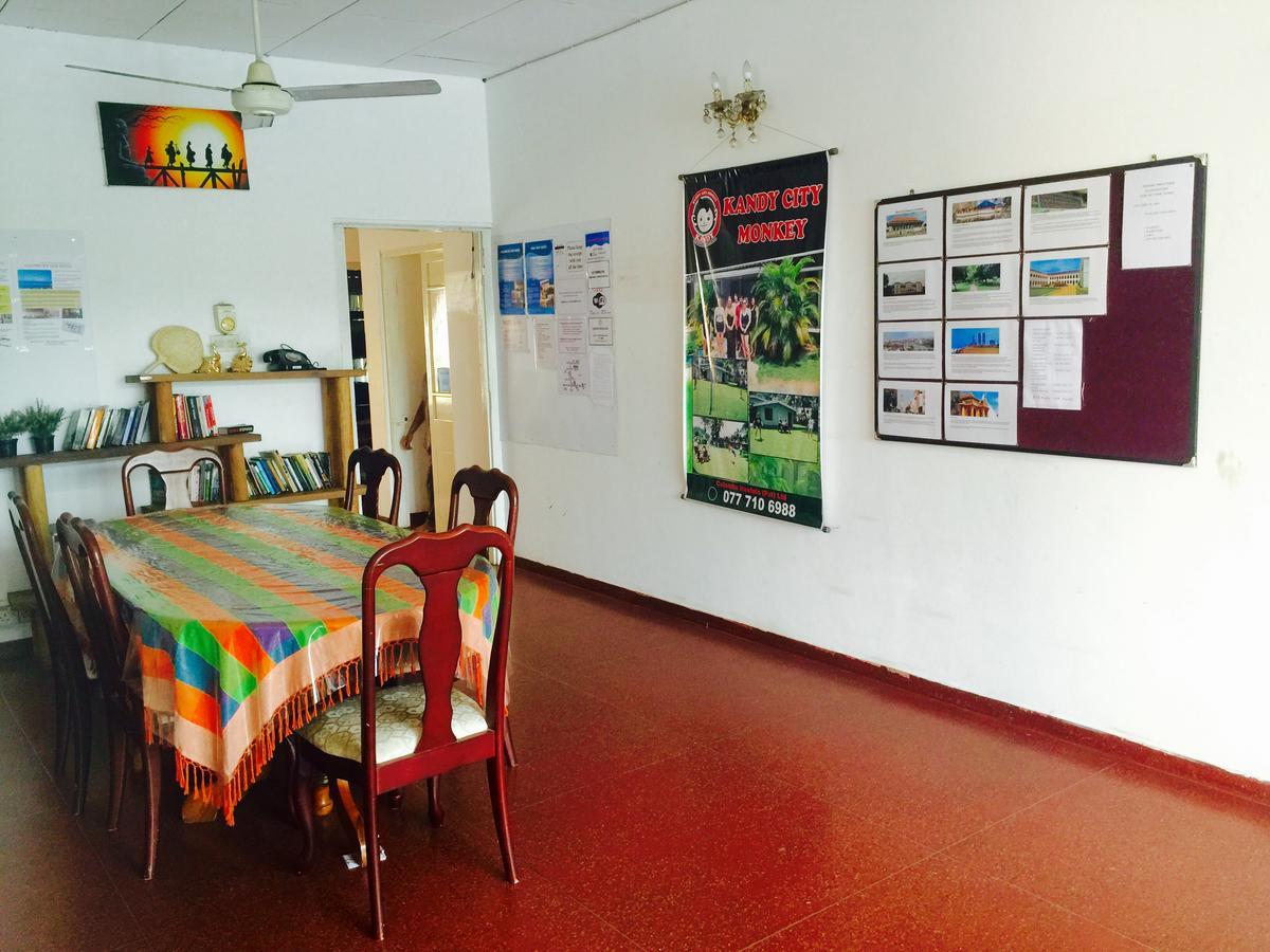 Colombo City Jumbo Backpackers Hostel エクステリア 写真